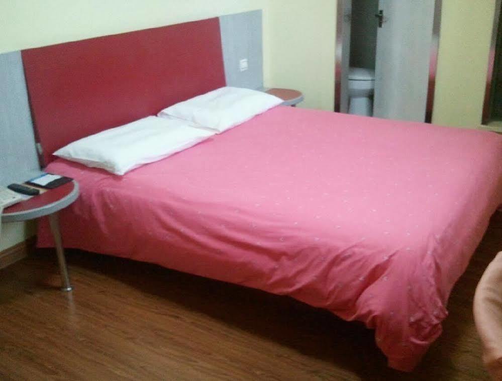 Homeinns Hotel Huizhou  Zewnętrze zdjęcie