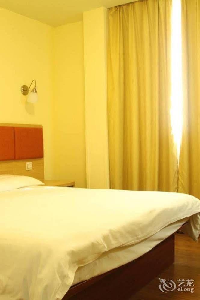 Homeinns Hotel Huizhou  Zewnętrze zdjęcie