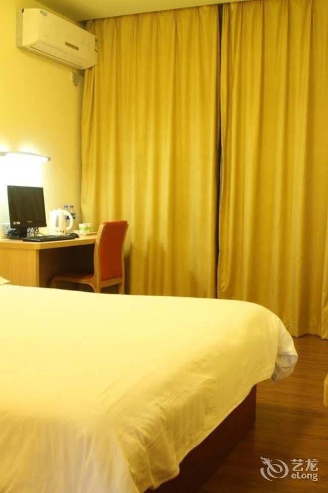Homeinns Hotel Huizhou  Zewnętrze zdjęcie